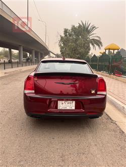 كرايسلر 300